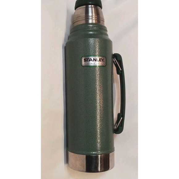 Vintage Stanley Thermos Green Non Microwavable Hand Wash Only Built For Life‎ - Picture 1 of 14